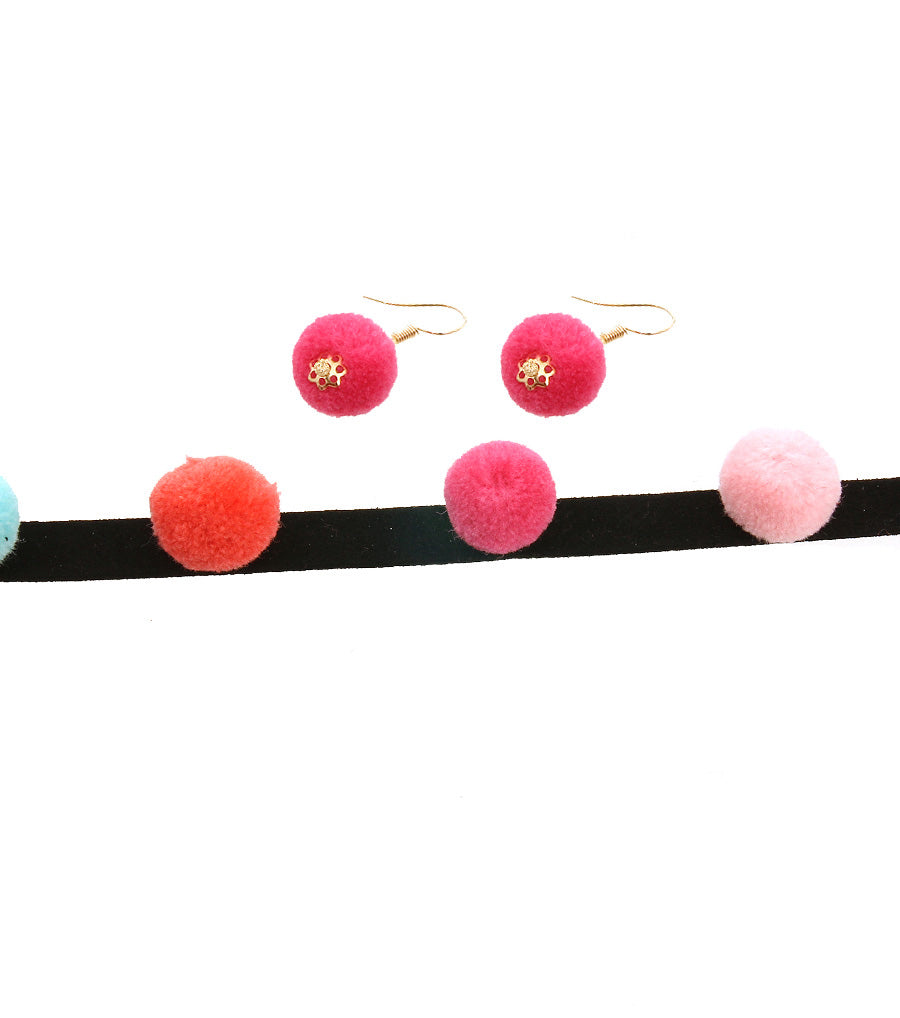 Pom Pom Choker Set